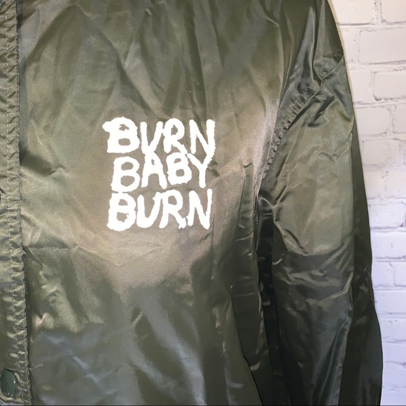 OBEY  Propaganda bomber jacket size M - Picture 3 of 6